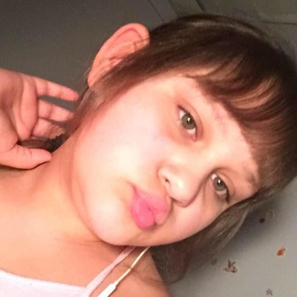 Meet your Posher, Gabriella - Picture 1 of 1